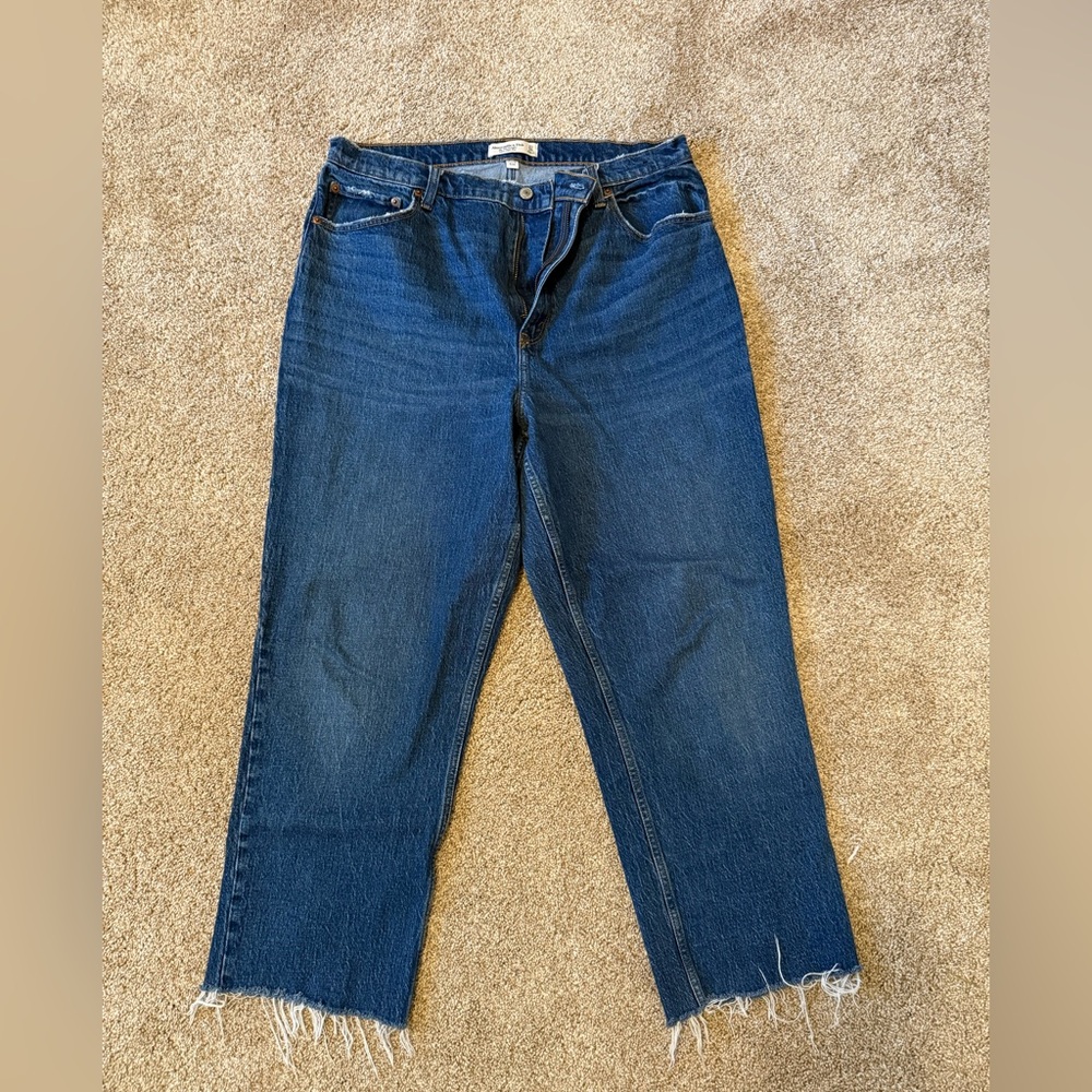 Abercrombie & Fitch Women's Straight Leg Jeans - Dark Blue